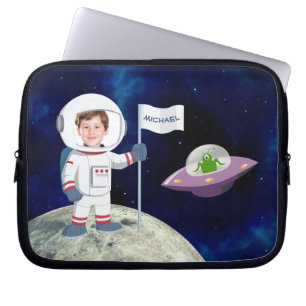 Capa Para Notebook Foto personalizada do homem nas crianças da lua