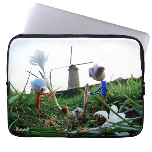 Capa Para Notebook Fubby's bij een molen planten een krokus bol. (Frente)