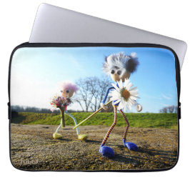 Capa Para Notebook Fubby's in natuur met madeliefjes.