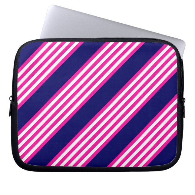 Capa Para Notebook Fuchsia e padrão de cinco faixas brancas com azul (Frente)