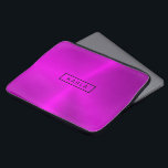 Capa Para Notebook Fundo metálico cor-de-rosa brilhante, polido<br><div class="desc">Tons rosa profundos e elegantes,  impressão de textura metálica polida. Monograma opcional.</div>