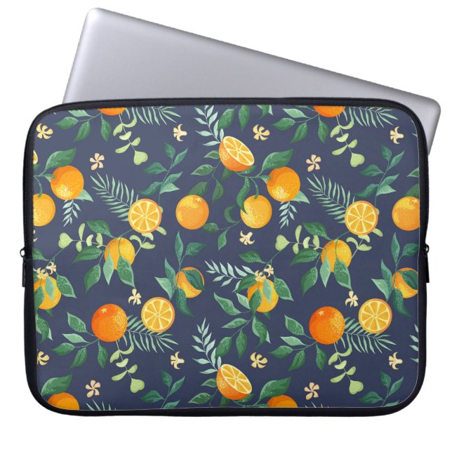 Capa Para Notebook Fusão de Citros: Laranjas com Flair Tropical (Frente)