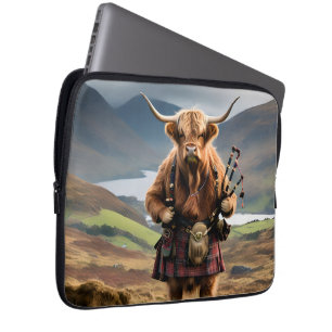 Capa Para Notebook Gado de Highland Escocês Tocando a Gaita de Foles,