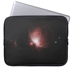CAPA PARA NOTEBOOK GALÁXIA VERMELHA E PRETA COM ESTRELAS