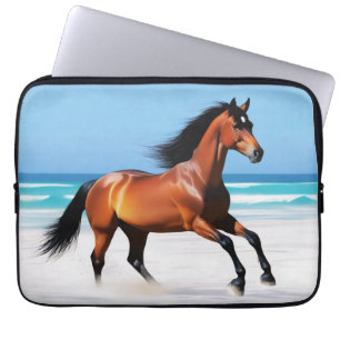 Capa Para Notebook Galopagem de Cavalo Selvagem em uma Praia