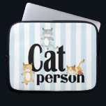 Capa Para Notebook Gatinhos Whimsical de Cat Person em Stripes<br><div class="desc">Para amantes de gatos em todos os lugares,  este design de capricho apresenta gatinhos dançantes sobre texto em negrito e um fundo listrado azul-claro e branco. Proteja o seu laptop ou dispositivo tablet com estilo.</div>
