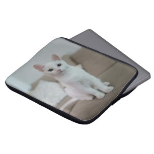 Capa Para Notebook Gato branco   Zazzle_Growth.