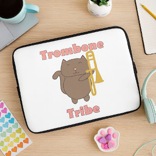 Capa Para Notebook Gato Trombone Fofo “Trombone Tribe” Banda Marcial