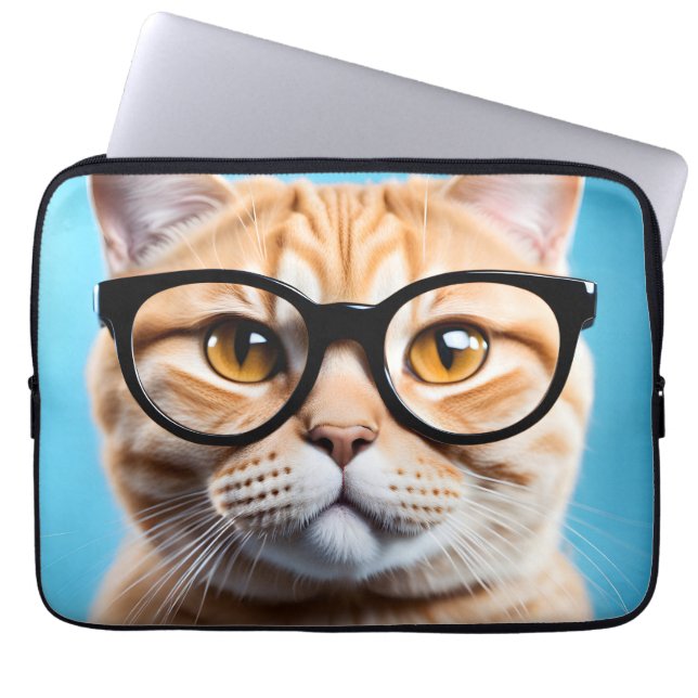 Capa Para Notebook Ginger Cat Vestindo Óculos (Frente)