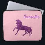 Capa Para Notebook Glitter Rosa Púrpura Estimulante de Unicórnio<br><div class="desc">Este design pode ser personalizado na área fornecida pela alteração da foto e/ou do texto. Ou pode ser personalizado clicando em Personalizar este Modelo e, em seguida, escolhendo o clique para personalizar mais a opção e excluir ou alterar a cor do plano de fundo, adicionar texto, alterar a cor ou...</div>