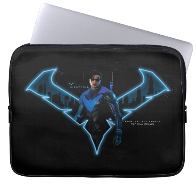 Capa Para Notebook Gotham Knights Nightwing in Logo (Frente)