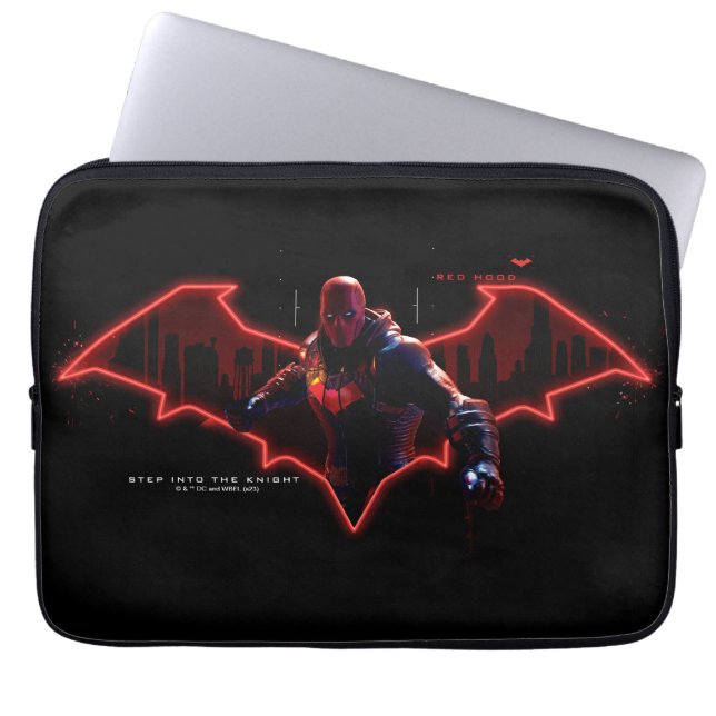 Capa Para Notebook Gotham Knights Red Hood no Logotipo (Frente)