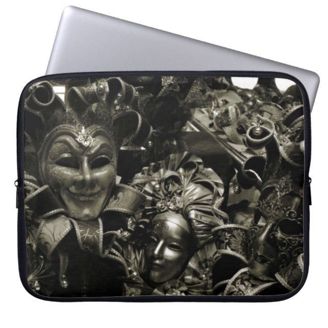 Capa Para Notebook Gothic Dark Masquerade Masks Black and White (Frente)