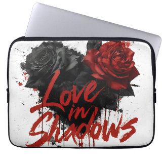 Capa Para Notebook Gráfico Romance Escuro com Rosas vermelhas e Preto