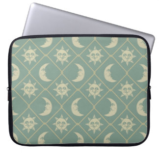 Capa Para Notebook Green Celestial Sun And Moon