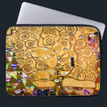 Capa Para Notebook Gustav Klimt Tree of Life<br><div class="desc">Bolsa de laptop com o mural de Gustav Klimt The Tree of Life, The Stoclet Frieze (1905-1911). Consiste em três mosaicos: A Expectativa, Cavaleiro e O Embraço. Uma mulher bonita, uma árvore ouro, e dois amantes em um abraço são representados. Um presente maravilhoso para fãs de Arte Nouveau e de...</div>