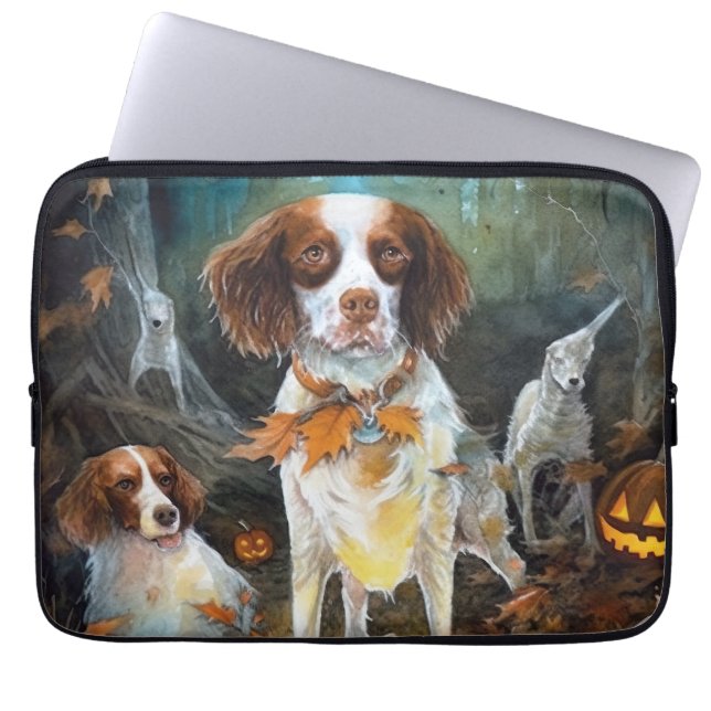 Capa Para Notebook Halloween Brittany Spaniel Com Pumpkins Assustado (Frente)