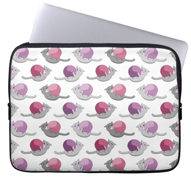 Capa Para Notebook Happy Cute Cats Playing with Balls Pattern (Frente)