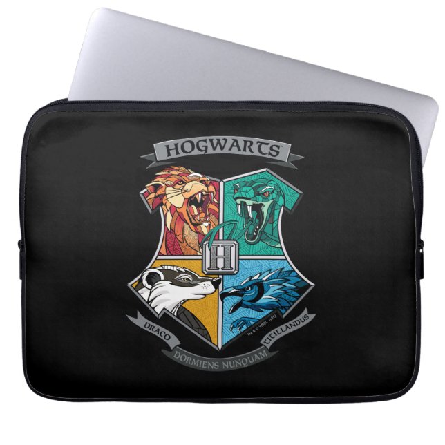 Capa Para Notebook HOGWARTS™ Crosshatch Emblem (Frente)