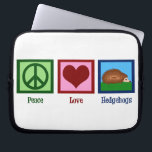 Capa Para Notebook Homossexuais do Amor pela Paz<br><div class="desc">Um sinal de paz,  coração,  e um ouriço fofo. Eu adoro o meu bicho de estimação.</div>