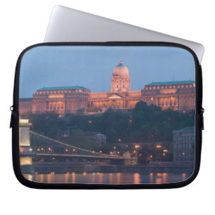 Capa Para Notebook HUNGRIA, Budapeste: Ponte de Szechenyi (Correntes)