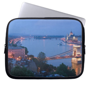 Capa Para Notebook HUNGRIA, Budapeste: Ponte Szechenyi (Chain), 2