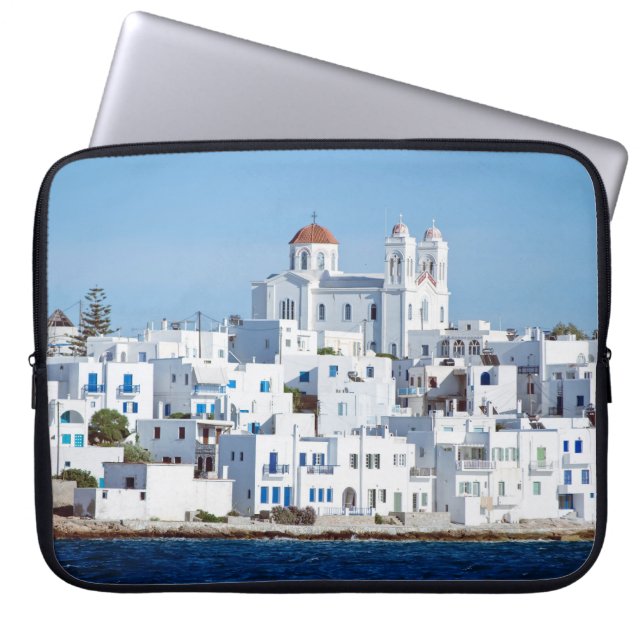 Capa Para Notebook Ilha de Paros com a aldeia de naoussa (Frente)