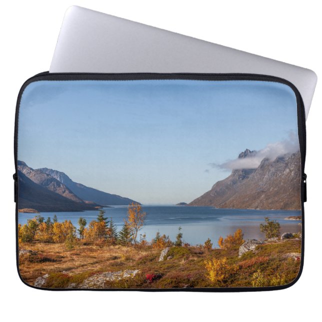 Capa Para Notebook Ilha Kvaloya Noruega (Frente)