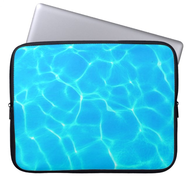 Capa Para Notebook Imagem Clara de Água Piscina Azul (Frente)