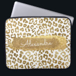Capa Para Notebook Impressão de Chita Dourada e Branca com Glitter Do<br><div class="desc">Impressão Dourada e branca de Cheetah ou Leopard Animal com um caso Dourado de nome de monograma. Este caso pode ser personalizado para incluir seu primeiro nome.</div>