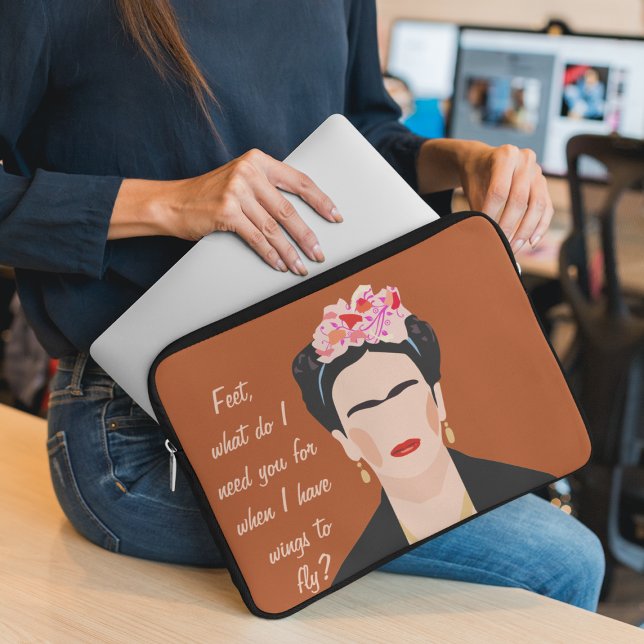 Capa Para Notebook Inspiração Cotação Frida Kahlo Ilustração Mulheres (Criador carregado)