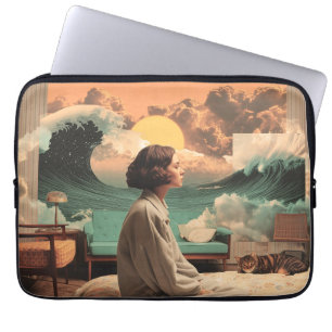 Capa Para Notebook Interior Surrealista com Mulher e Gato