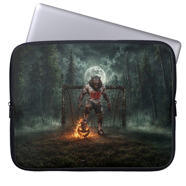 Capa Para Notebook Jogador de Futebol Lobisomem Arte de Terror de Hal (Frente)