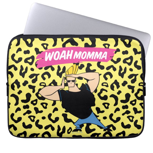 Capa Para Notebook Johnny Bravo - Woah Momma (Frente)