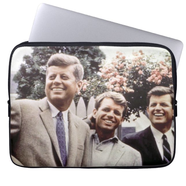Capa Para Notebook Kennedy Brothers, Presidente John, Robert & Ted (Frente)