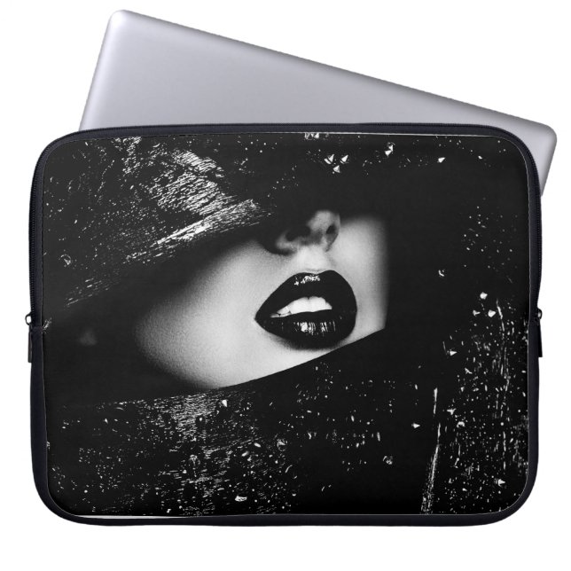 Capa Para Notebook Lábios sensuais monocromáticos em quadro negro (Frente)