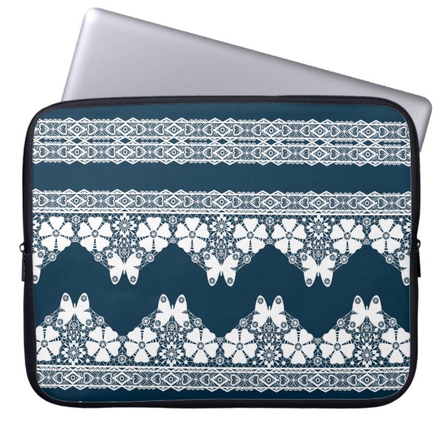 Capa Para Notebook Lace branco retrô com borboletas em azul escuro b (Frente)