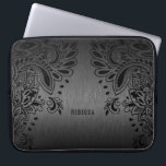 Capa Para Notebook Lace de paisley preto e fundo metálico preto<br><div class="desc">Elegante ornamento de local paisley preto sobre uma imagem do fundo metálico preto.</div>