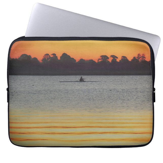Capa Para Notebook Lago Wendouree Calmo Antes do Anoite (Frente)