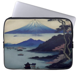 Capa Para Notebook Lake, Pine and Mountain - Japan
