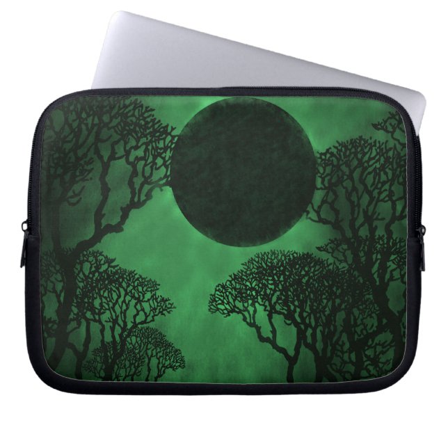 Capa Para Notebook Laptop Eclipse da Floresta Escura, Verde (Frente)