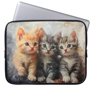 CAPA PARA NOTEBOOK LARANJA DE COR DE ÁGUA CUTA E MESA MARAVILHADA POR