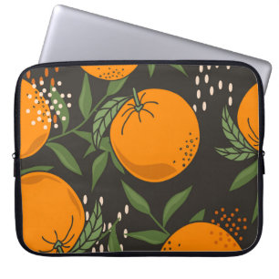 Capa Para Notebook Laranjas desenhadas à mão, fundo de colheita color