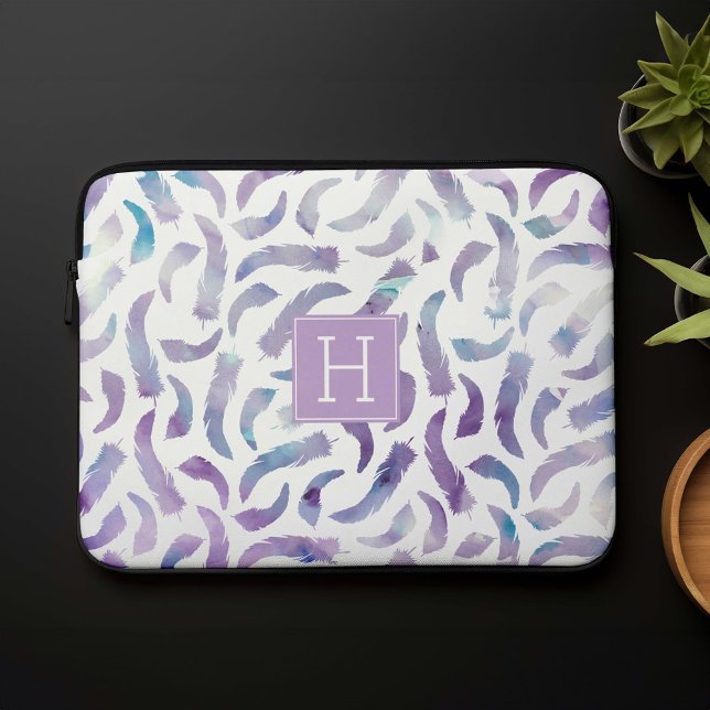 Capa Para Notebook Lavandas e Penas de Aquarela Azul Monogramadas (Criador carregado)