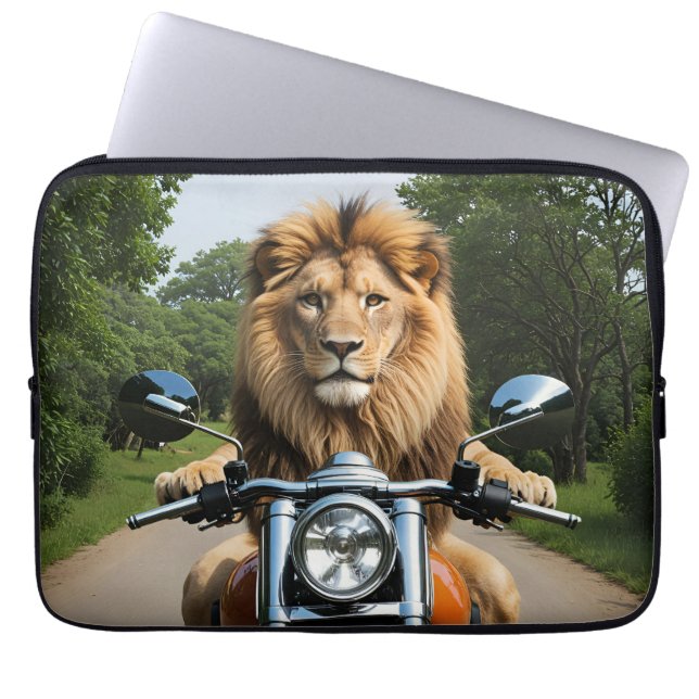 Capa Para Notebook Leão na moto (Frente)