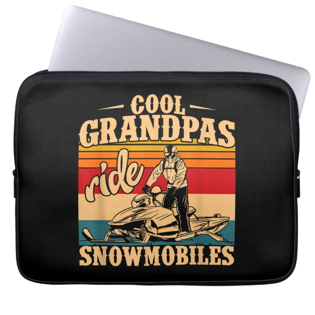 Capa Para Notebook Legal Grandpas caminha Snowmobiles Snowmobile Snow (Frente)