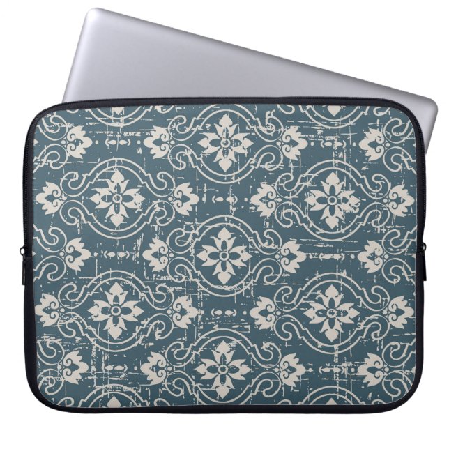 Capa Para Notebook Legância Antica: Curvas Florais Sem Sede (Frente)