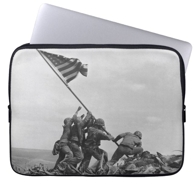Capa Para Notebook Levantando a bandeira em Iwo Jima (Frente)