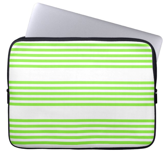 Capa Para Notebook Lime green and white five stripes pattern (Frente)