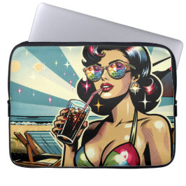 Capa Para Notebook Linda Mulher Pinup com Cola na Praia